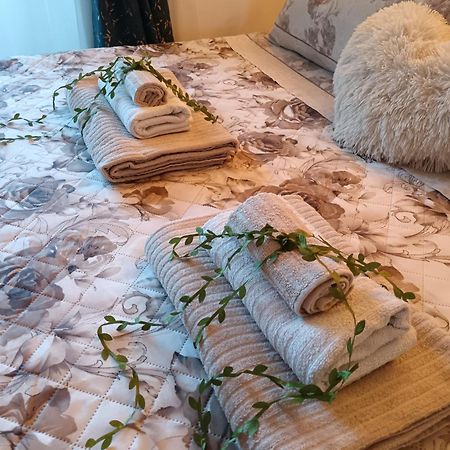 Encanto Apartment คาตาเนีย ภายนอก รูปภาพ
