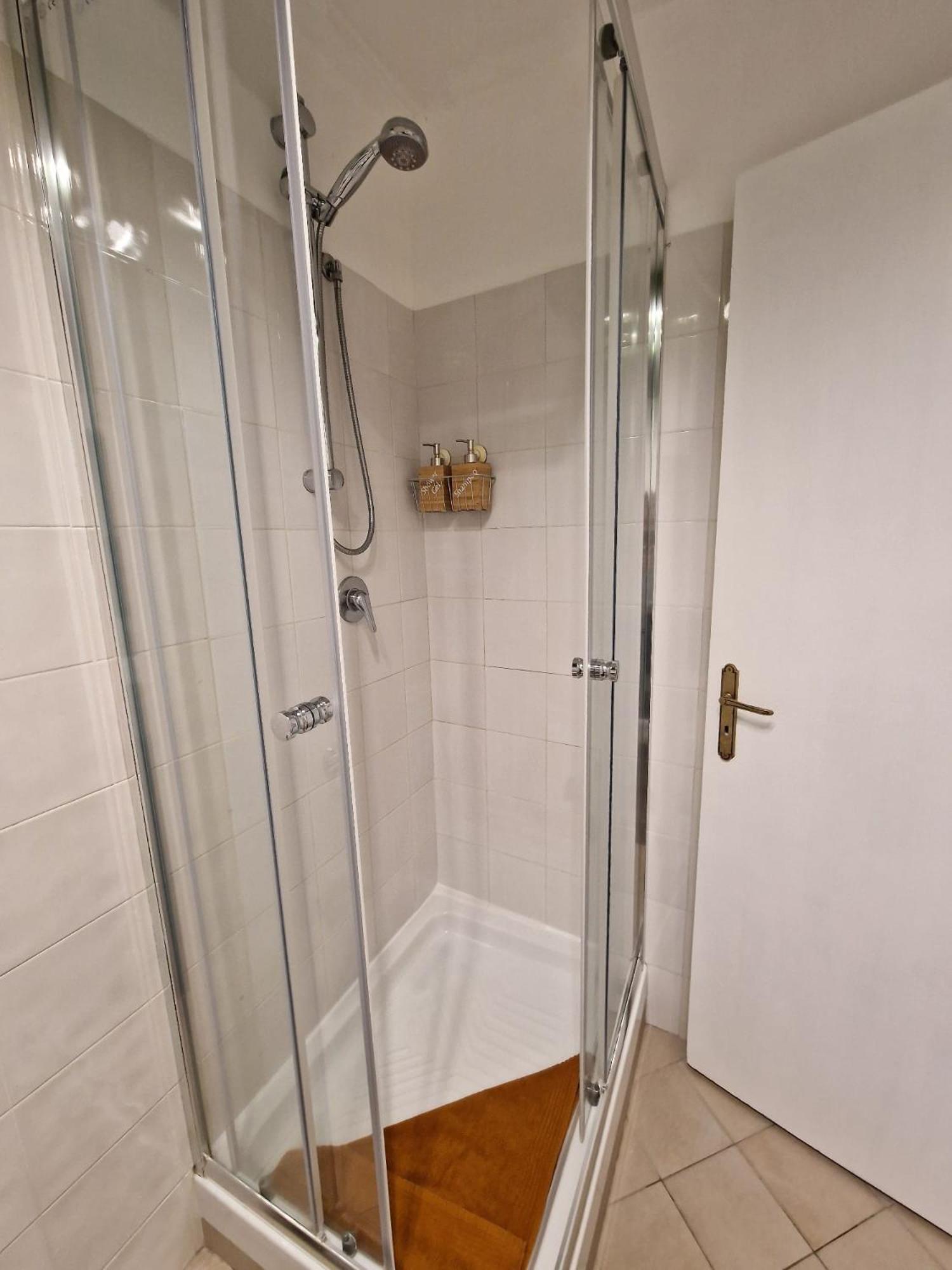 Encanto Apartment คาตาเนีย ภายนอก รูปภาพ